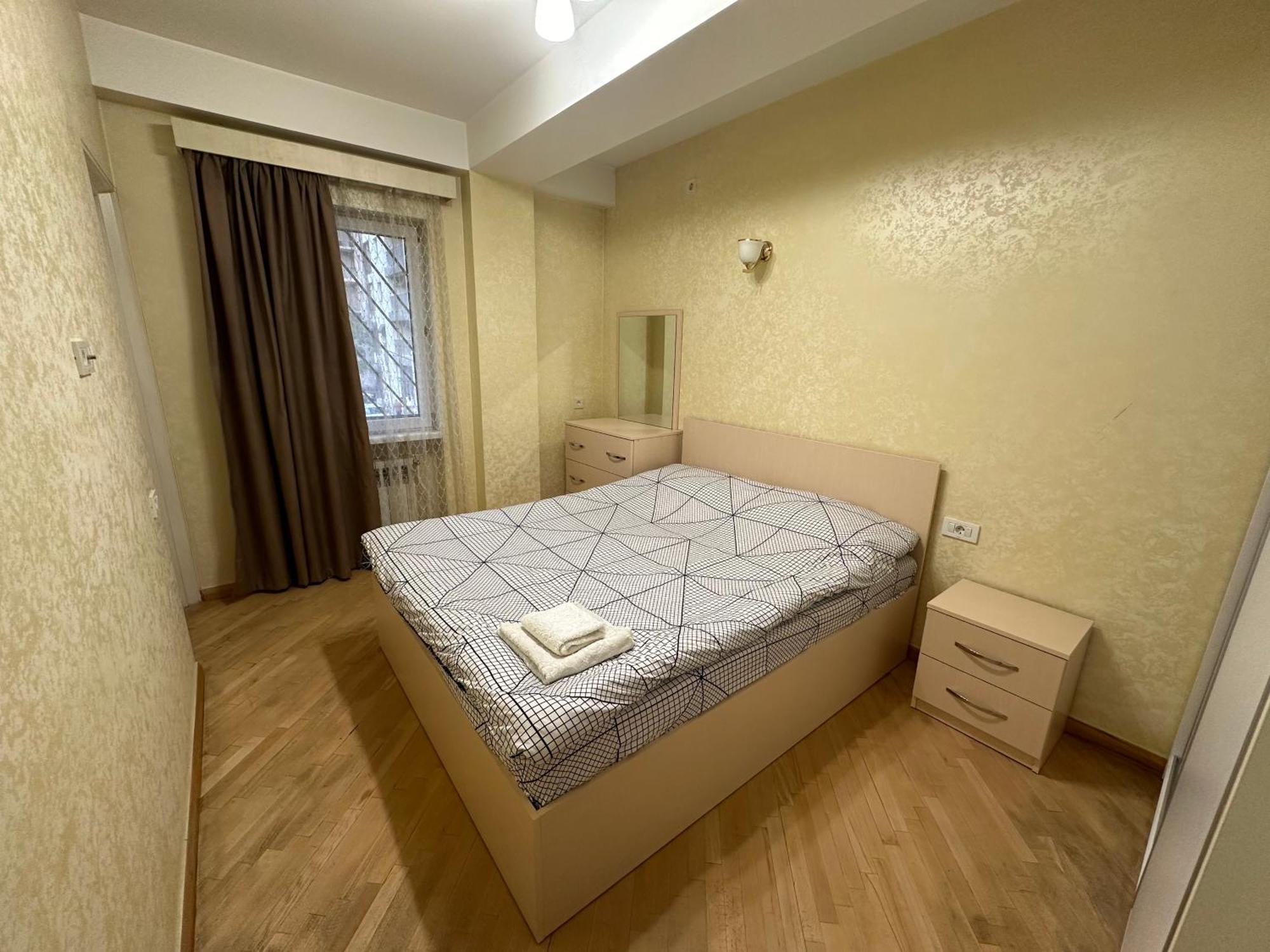 Comfortable Apartment In Center Єреван Екстер'єр фото